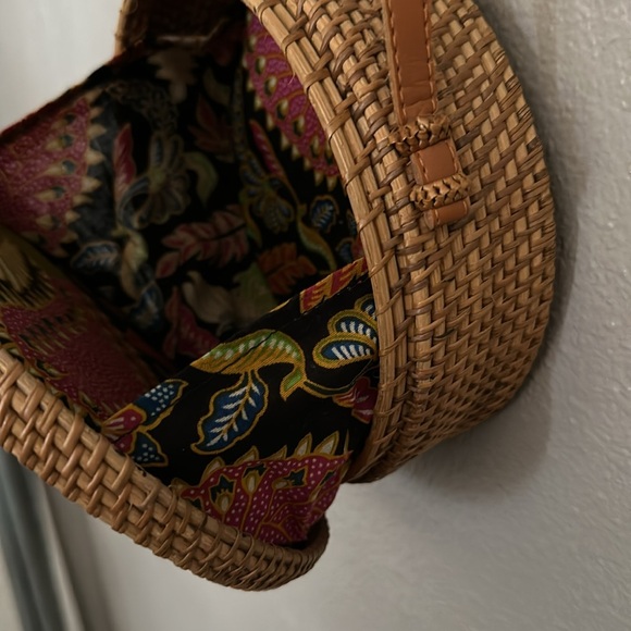 Rattan straw round bag - Picture 8 of 8